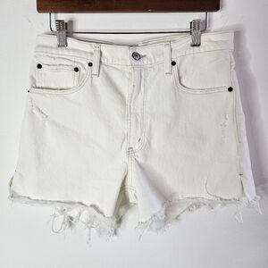 Abercrombie & Fitch Women's The 4" Mom Short High Rise Distressed Frayed Size 30